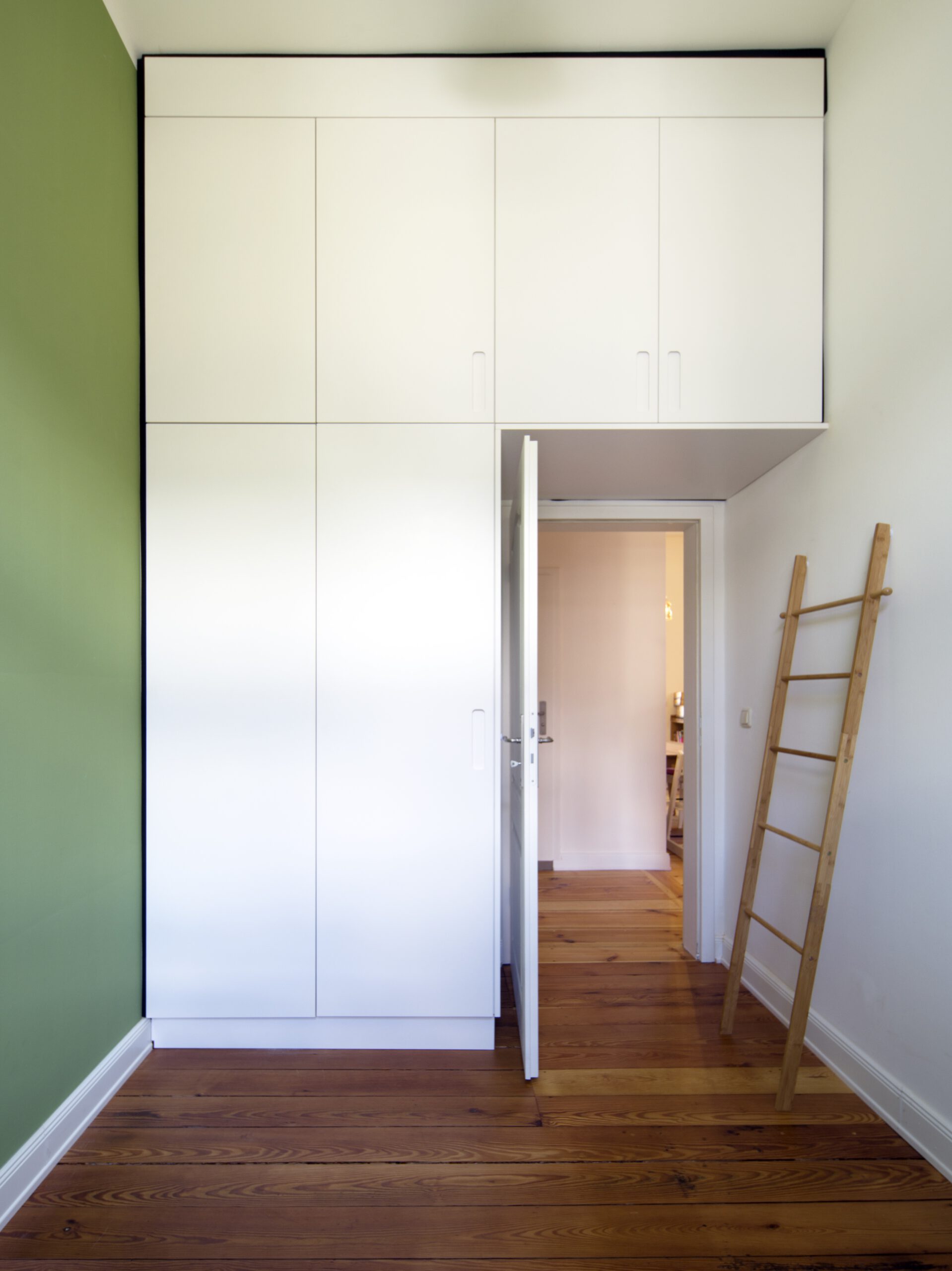 sanierung-und-moebelierung-etagenwohnung Daniel Boepple Architekt